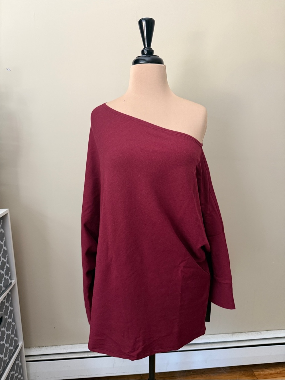 KIYA TOMLIN Women's Tri-Blend Asymmetrical 3/4-Dolman Sleeve Sweatshirt NWT